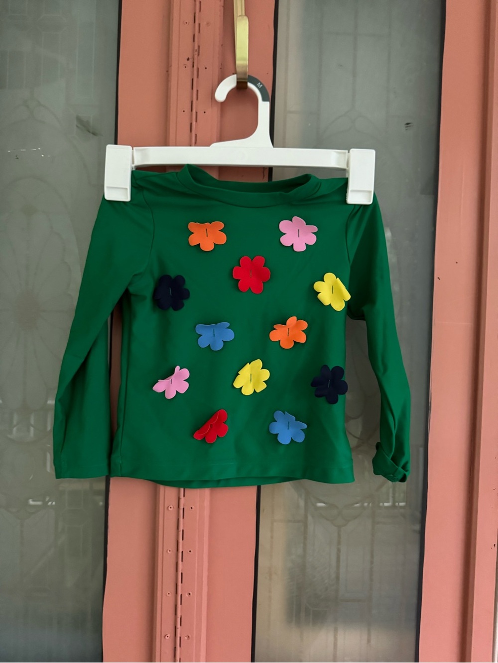Hanna Andersson Green Long-Sleeve Top with Multicolor Flower Appliqués